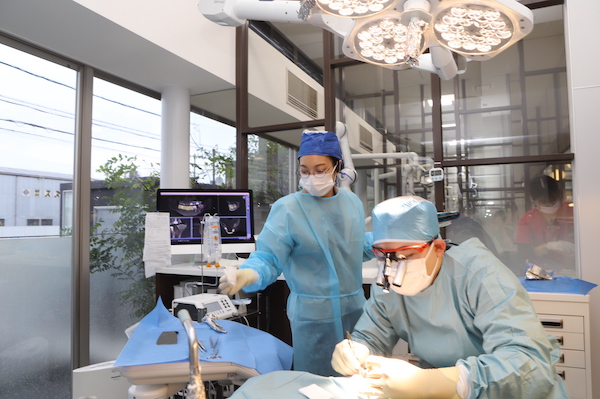 インプラント-オペ室